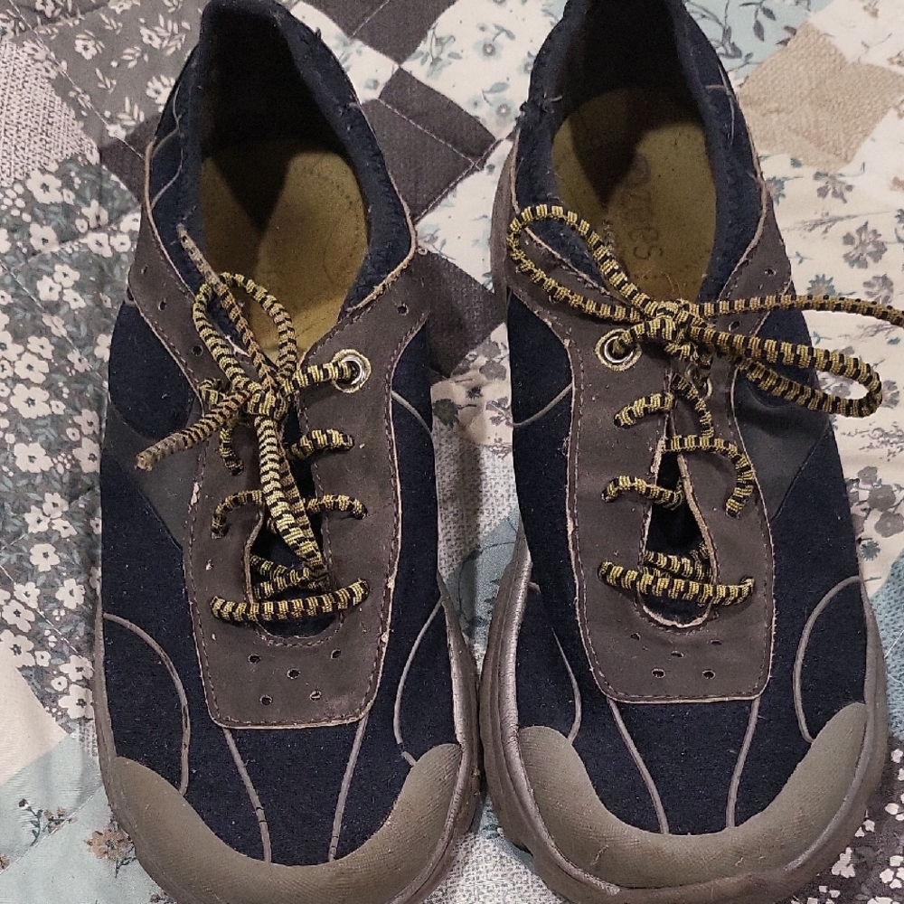 Bzees Navy and Gray Women's Sneakers
